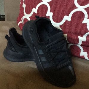 Black Adidas kids shoe Size 13
